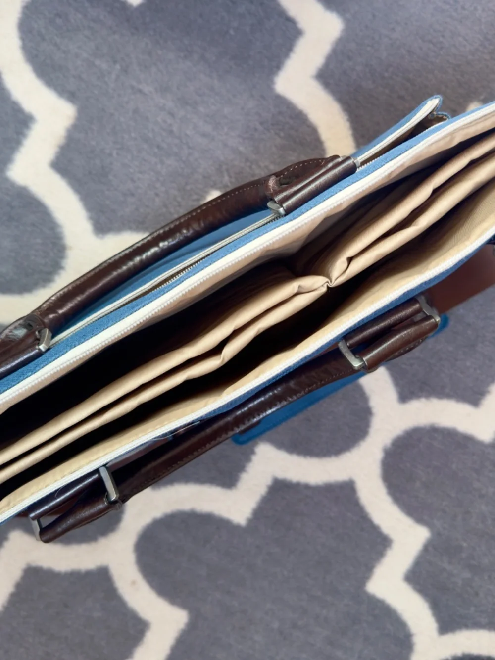 Moshi Urbana Lite Slim Laptop Bag